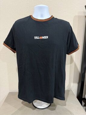 Men’s Denim & Flower Halloween T-shirt size Large